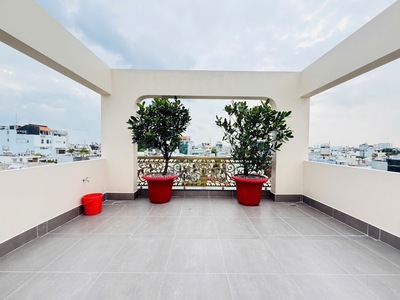 Bánnhà 6tầng thang máy gần cityland ngang5m, 70m, ntcc, 14tỷx sổ chuẩn 4