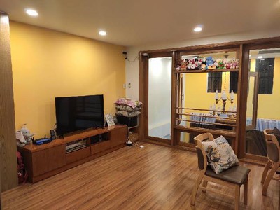 Bán nhà 4 tầng, 44m2, hẻm 6m, gần hoàng việt, tân bình, giá 9.x tỷ 0