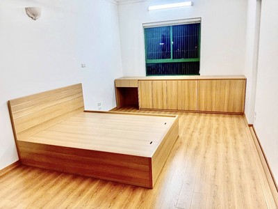 Tòa 24t hoàng đạo thúy 121m 3pn, mới đẹp ở ngay, 9.45 tỷ trung tâm cầu giấy 0