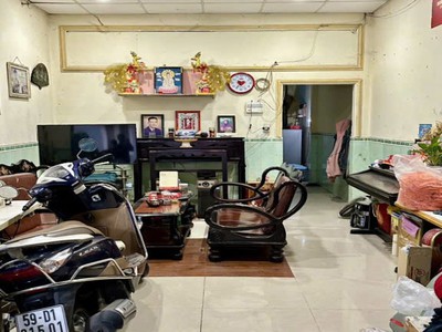 Nhà nở hậu 2 tầng 53m2   nguyễn thị sóc hm 0