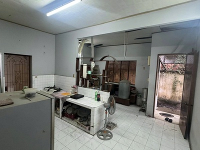 Bán nhà mặt tiền nguyễn duy cung - ngay phan huy ích, 12x32m, cấp 4 - tiện xây, 31,5 tỷ, 2