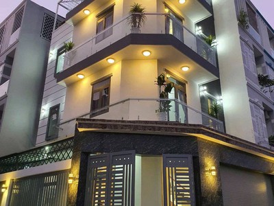Nhà góc 2 mặt tiền  kdc đào tông nguyên  cực thoáng đẹp 0