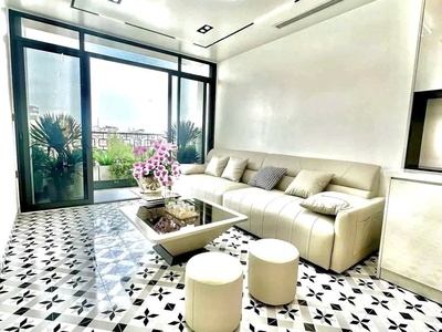 Bán nhà ngọc thụy   long biên   7 tầng thang máy   ô tô vào nhà 0