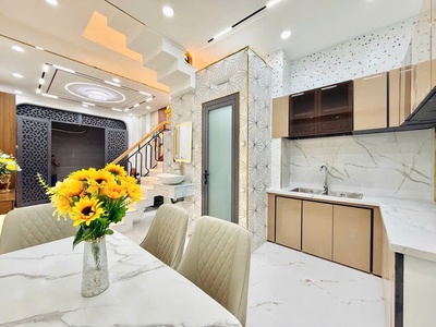 Gò vấp ngay lê văn thọ -  a4 2 tầng  full nội thất - nhà siêu mới siêu đẹp giá hạt dẻ nhỉnh 3 tỏi 1