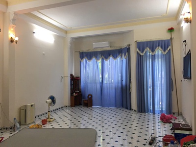 Cho thuê nhà 4 tầng, 82m2, 7 phòng nội thất mặt tiền dương tự minh, p.an hải bắc, q.sơn trà 2