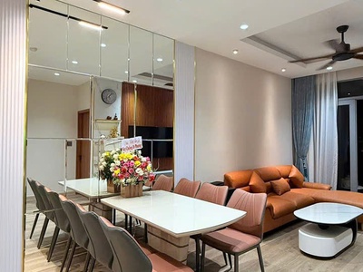 Chinh chủ bán gấp nhà ngõ 112 đường 19.5, diện tích 55m,5 tầng ,ngõ nông.oto giá 10.7ty 1