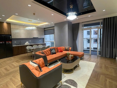 Bán căn hộ cao cấp royal city r2   181m    tầng thấp   4pn   ban công tây nam   đông nam 3