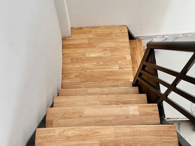 Nhà nhỏ mặt tiền Đô Đốc Lộc,p Tân Quý, q Tân Phú dt 16m2 1 lầu 1pn giá 2,6 tỷ 0