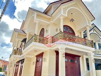 Chọn Ngay Thép Vân Gỗ Cửa Đẹp, Nhà Sang 1