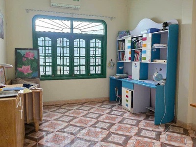 NHÀ ĐẸP  vị trí trung tâm   50m  x 4 tầng   cách ô tô tránhH 5M   GIẢNG VÕ   LÕI ĐỐNG ĐA/BA ĐÌNH 3