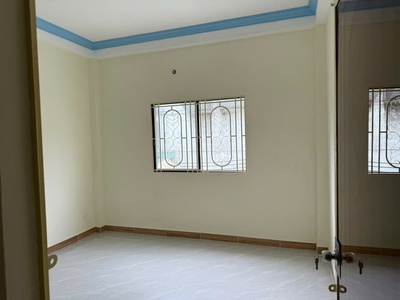 Cho thuê nhà 3 tầng mặt tiền   KDC Nam Hùng Vương, Quận Bình Tân 4