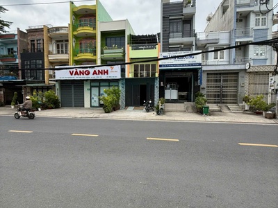 Cho thuê nhà 3 tầng mặt tiền   KDC Nam Hùng Vương, Quận Bình Tân 5
