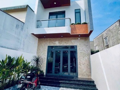 Chính chủ bán nhà MT gần Công an Xã Long Trạch, 2 tầng 90m2, giá 2 tỷ 5 1