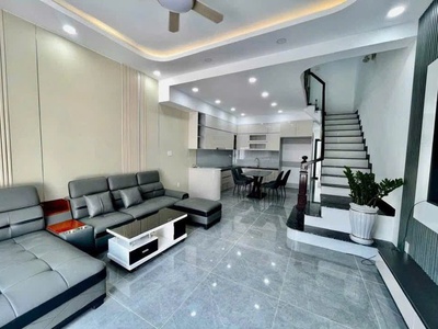 Chính chủ bán nhà MT gần Công an Xã Long Trạch, 2 tầng 90m2, giá 2 tỷ 5 2