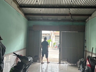 Mặt tiền kinh doanh phạm thế hiển 4x40 chỉ 11 tỷ 2