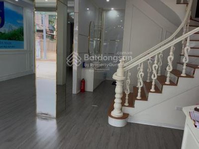 Bán nhà mặt phố hạ bằng, 16 tỷ, 150m2, pháp lý đầy đủ - vị trí đắc địa 2