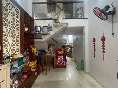 Nhà đường trần bình trọng quận 5 phường 2 cũ. 1