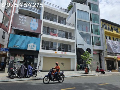 Mặt tiền rộng gần chợ tân định   nhà trống sẵn khai thác   chỉ 70 tỷ 0
