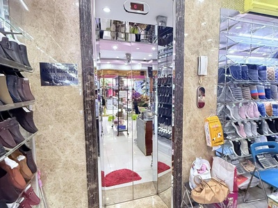 Bán nhà mặt tiền yết kiêu, ngay hùng vương, chợ an đông, 8x8,1m, 5 tầng, 6pn, 31,5 tỷ. 2