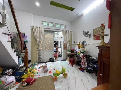 Ngay đại học văn lang cạnh chợ gò vấp 0