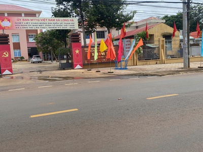 Đất chính chủ bán gấp, mt 15m  sẵn 300m thổ , chỉ từ 500 triệu 1