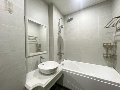 Cho thuê căn hộ tách bếp  35m2  1 ngủ Vinhomes Marina. 3