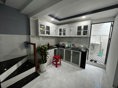 Nhà đẹp 60m2  4x15 ql13 đối diện vạn phúc hiệp bình phước thủ đức chỉ 5.1 tỷ tl 3