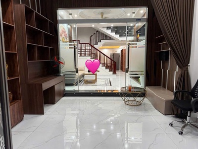 Bán nhà mặt đường 126 kiều hạ , hải phòng   2,5 tầng, 2 mặt tiền, full nội thất 0
