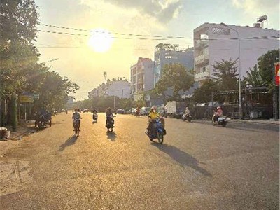  nhà 2 mặt tiền hẻm xe hơi   nguyễn văn quá, q12   ngang hơn 6m   111m    hơn 6 tỷ 3