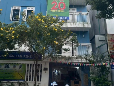Biêt thự đơn lập vị trí  cực đẹp phố trần kim xuyến trung tâm quận cầu giấy.  thang máy -vị trí 1