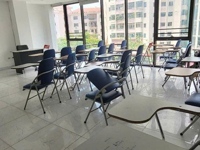 Trung tâm cầu giấy mặt phố  100m 10 tầng thang máy,vỉa hè 8m . hiếm  nhà bán.giá hợp lý:88 tỷ 2