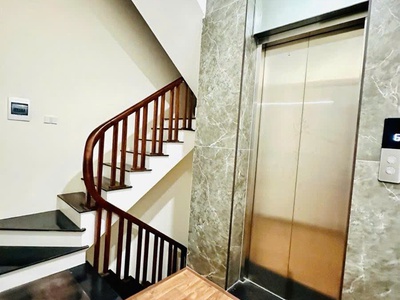 Bán nhà nguyễn văn cừ 40m phân lô 6 tầng thang máy mt5m hơn 13 tỷ 3