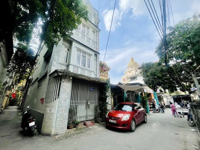  bán nhà lô góc ngoại giao đoàn   xuân đỉnh   có hầm   ô tô tránh.dt:73 m.5 tầng.giá :20 tỷ 4