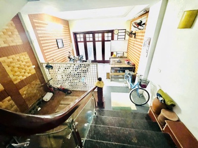  bán nhà lô góc ngoại giao đoàn   xuân đỉnh   có hầm   ô tô tránh.dt:73 m.5 tầng.giá :20 tỷ 1