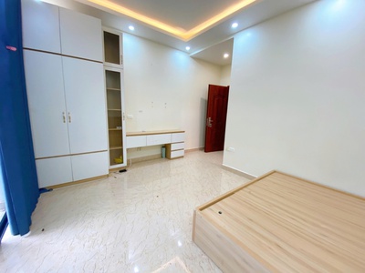 Cho thuê nguyên căn Vin Marina siêu đẹp giá tốt 3