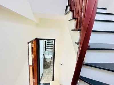 Bán nhà Bồ Đề, Long Biên, 31M2, 5T, GIÁ 7,95 TỶ GẦN Ô TÔ ĐỖ 3