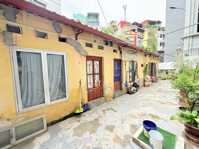 Bán đất ngõ 281 trần khát chân 150m lô góc 80M ra phố hai bà trưng 1