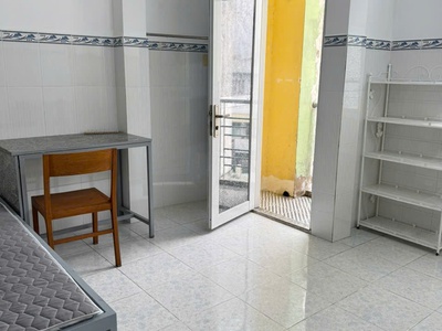 Phòng trọ trung tâm giá rẻ   Tiện nghi đầy đủ tại Phú Thạnh, Tân Phú 1