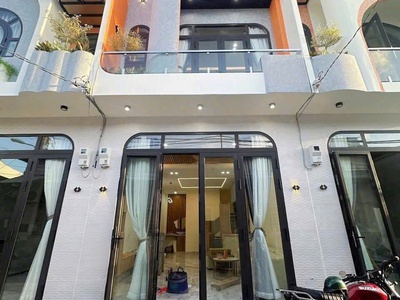  chính chủ bán nhà trung tâm cần đước, long an   ngay kcn cầu tràm   90m    shr   2,3 tỷ 6