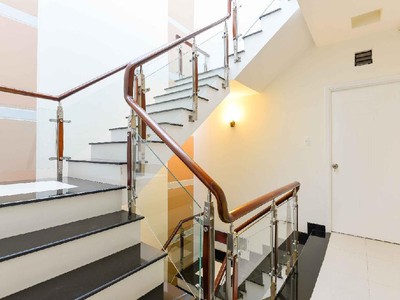 Ni sư huỳnh liên   tân bình   4 tầng đẹp   full nội thất   định cư bán gấp   chỉ 9 tỷ hơn 2