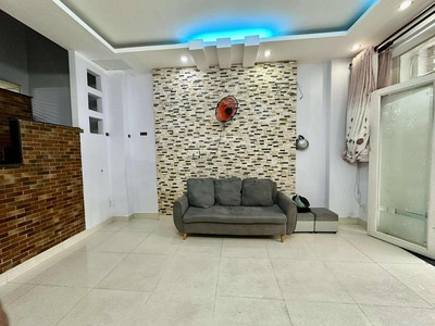 Nhà 2 tầng   hẻm 4.5m   nguyễn hữu cảnh   phường 22, bình thạnh   46m    chỉ 6.x 1