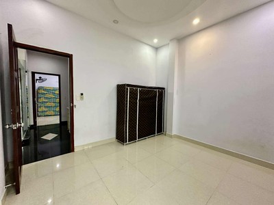 Nhà 2 tầng   hẻm 4.5m   nguyễn hữu cảnh   phường 22, bình thạnh   46m    chỉ 6.x 2