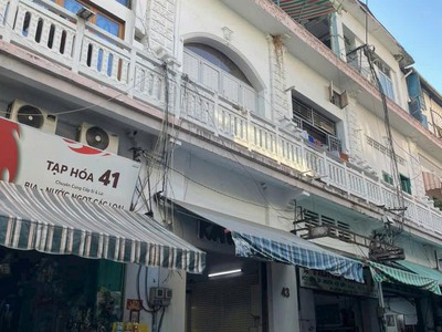 Bán nhà mt kd gần trần hưng đạo quận 5, khu kinh doanh sầm uất 0
