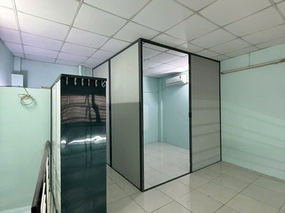 Nhà vuông 2 tầng 36m2   trần thánh tông qv 1