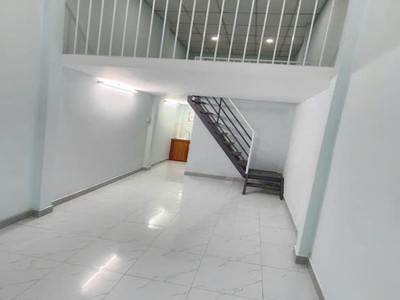 Nhà vuông 2 tầng hẻm ôtô 33m2   phan văn hùm q12 1