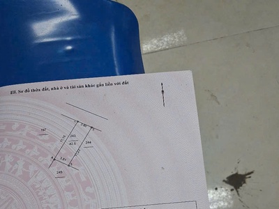 Siêu phẩm - đường  ô tô 7 chỗ đỗ cửa thông tứ tung 0