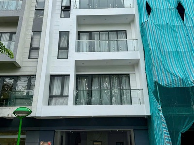 Bán nhà định công hoàng mai 6 tầng thang máy văn phòng- phòng khám- kinh doanh 26 tỷ 0