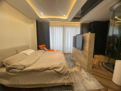 Vip bán gấp nhà nguyễn văn cừ 80m,6 tầng thang máy,ô tô tránh,gara ô tô.kd,hơn 18 tỷ 2