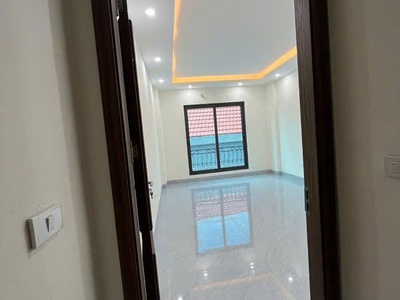Gia đình cần chuyển em nó sang chủ mới  cho căn hộ tại  đồng mai - hà đông nhà 5 tầng, nhỉnh 3 tỷ 1