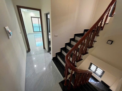 Gia đình cần chuyển em nó sang chủ mới  cho căn hộ tại  đồng mai - hà đông nhà 5 tầng, nhỉnh 3 tỷ 2